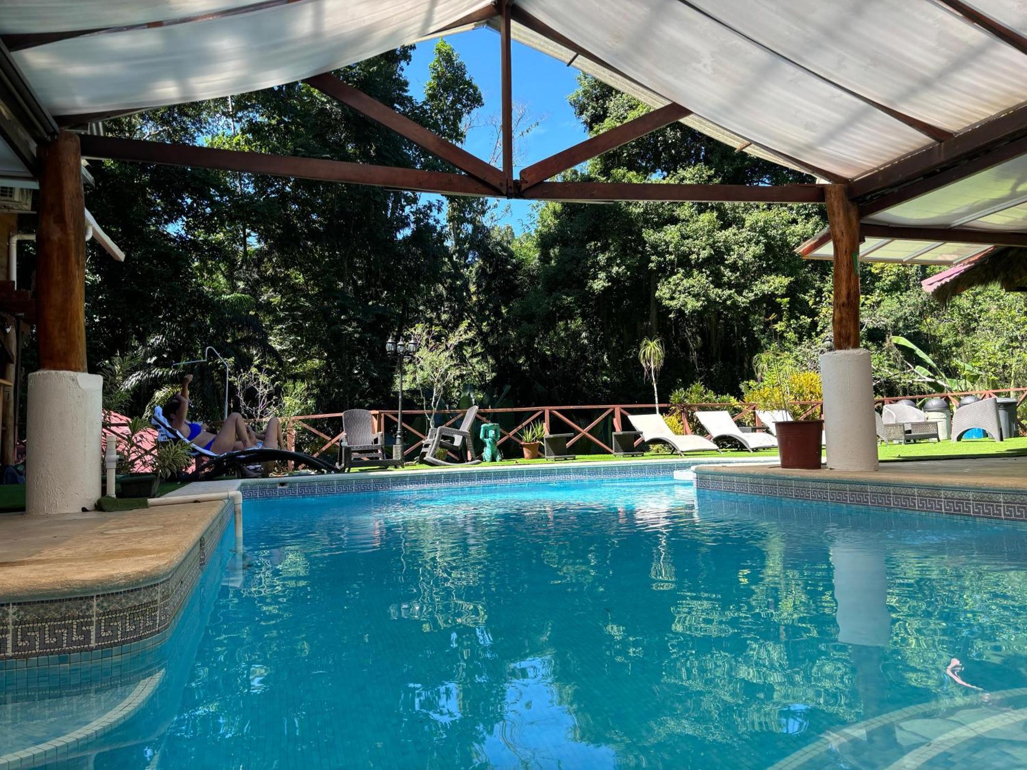 Hotel Bugabutik Puerto Viejo de Talamanca 外观 照片